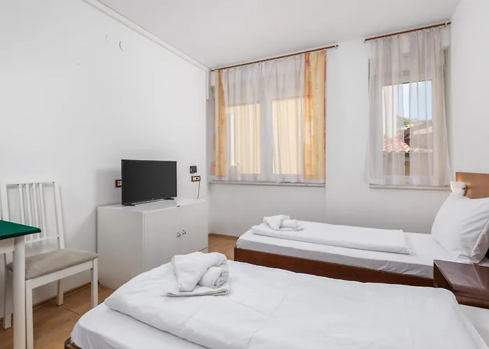 Liburnija Apartment *